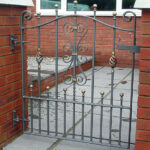 Sectional single gate
